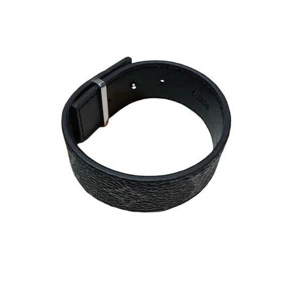 LV Slim Bracelet - Picture 7 of 8